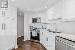 501 - 131 BEECROFT ROAD Toronto