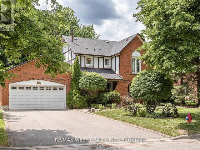 12 AXMINSTER ROAD Brampton  Ontario