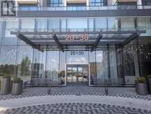 1037 - 20 INN ON THE PARK DRIVE Toronto