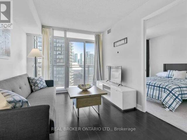 2903 - 15 ICEBOAT TERRACE Toronto  Ontario