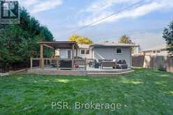 15 WENDERLY DRIVE Aurora 