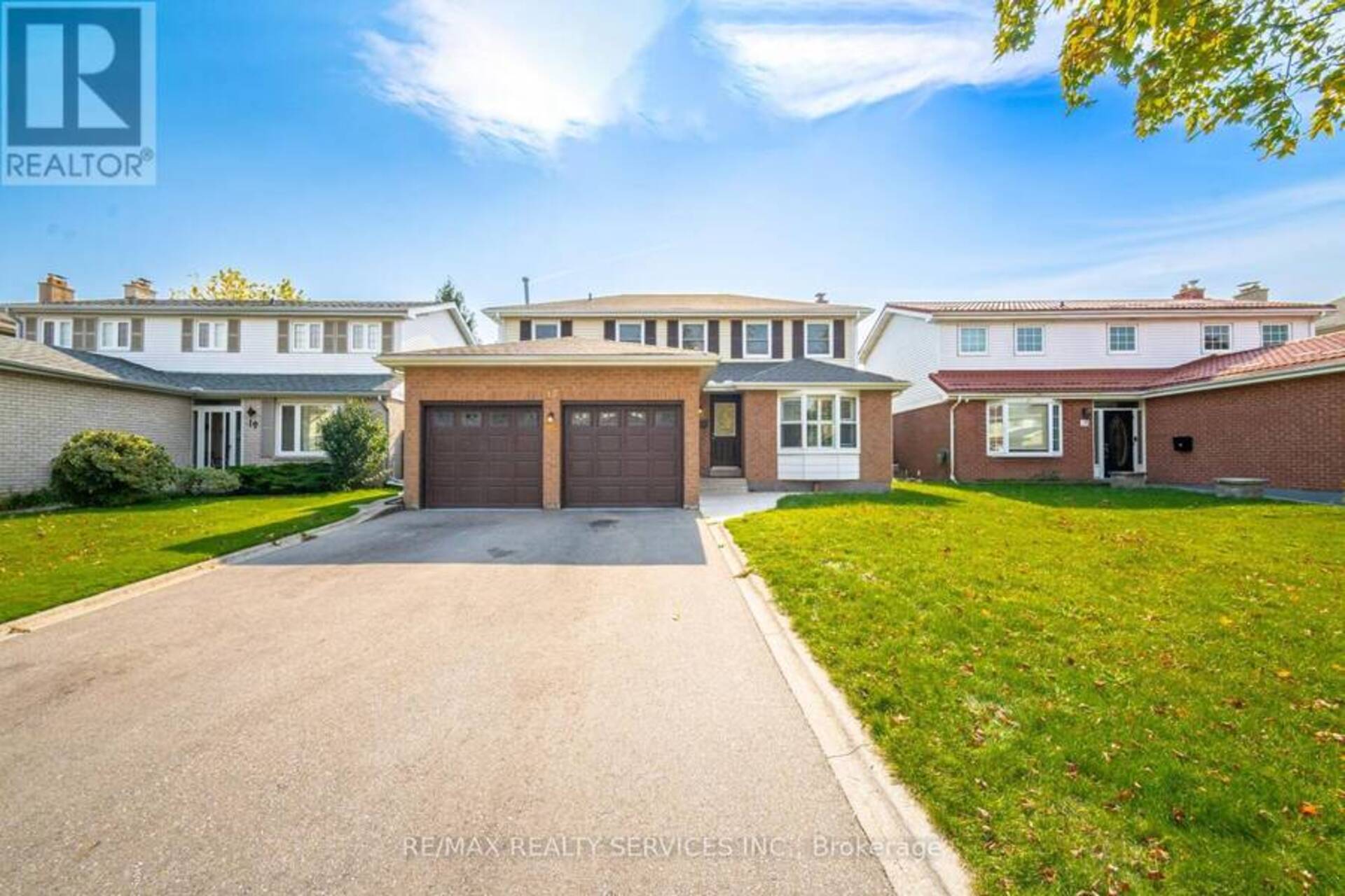 17 MACDOUGALL DRIVE Brampton 