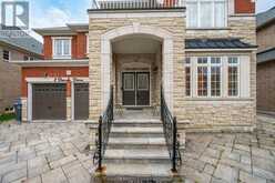 8 DECORSO DRIVE Brampton 