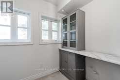 80 - 250 ROYALTON COMMON Oakville 