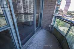 LPH00 - 8 PEMBERTON AVENUE Toronto 