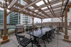 101 - 637 LAKE SHORE BOULEVARD W Toronto