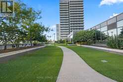 108 - 65 ONEIDA CRESCENT Richmond Hill 