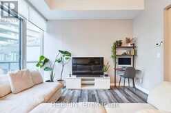 721 - 20 BRUYERES MEWS Toronto 