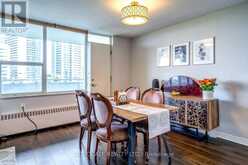 802 - 10 PARKWAY FOREST DRIVE Toronto 