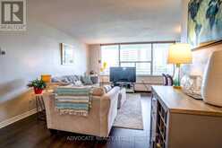 802 - 10 PARKWAY FOREST DRIVE Toronto 