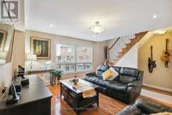 5 IGNATIUS LANE Toronto 