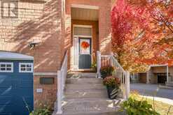 5 IGNATIUS LANE Toronto 