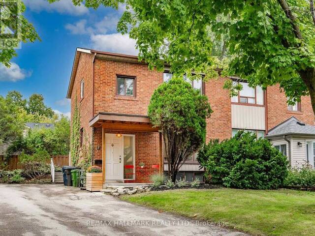 7 VEERY PLACE Toronto  Ontario