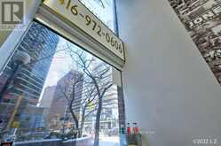 9 - 1033 BAY STREET Toronto 