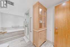 606 - 1 CONCORDE PLACE Toronto