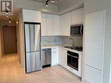 907 - 195 MCCAUL STREET Toronto