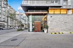 303 - 15 BEVERLEY STREET Toronto