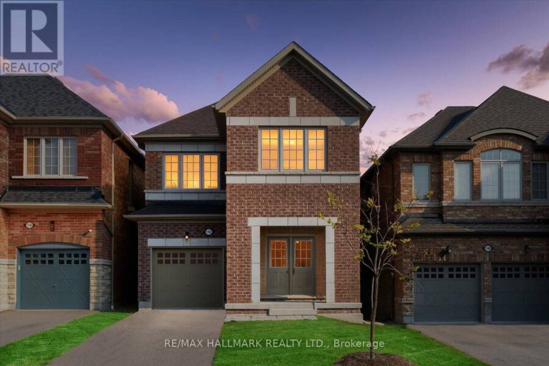 1192 ENCHANTED CRESCENT Pickering