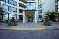 301 - 110 PROMENADE CIRCLE Vaughan