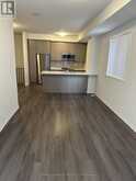 280 - 150 HONEYCRISP CRESCENT Vaughan 