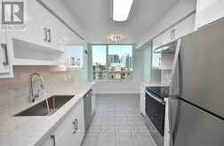 2807 - 208 ENFIELD PLACE Mississauga 