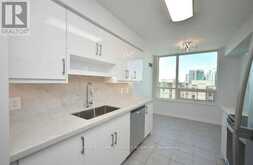 2807 - 208 ENFIELD PLACE Mississauga 