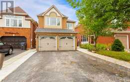 106 WILDBERRY CRESCENT Brampton 