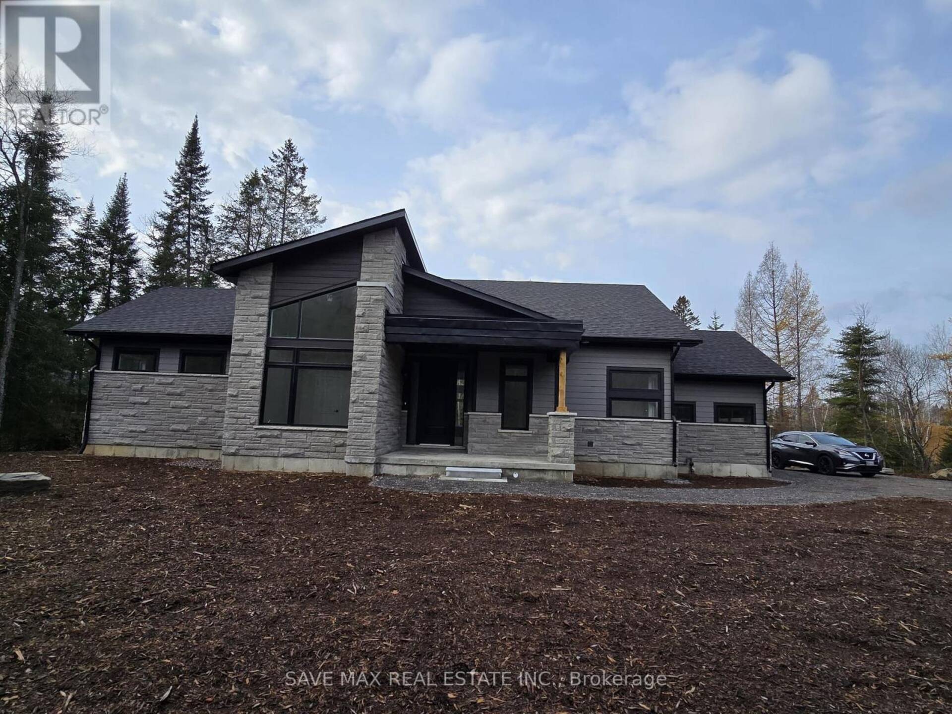 1047 GREENSVIEW DRIVE Lake of Bays