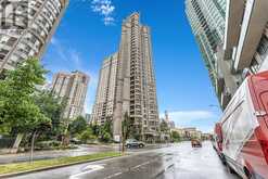 1223 - 3888 DUKE OF YORK BOULEVARD Mississauga 