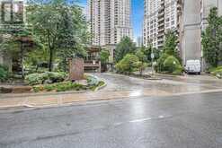 1223 - 3888 DUKE OF YORK BOULEVARD Mississauga 