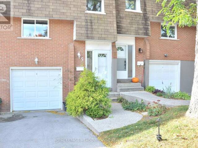 5 - 2056 MARINE DRIVE Oakville  Ontario