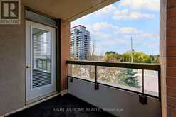 412 - 9 NORTHERN HTS DRIVE Richmond Hill 