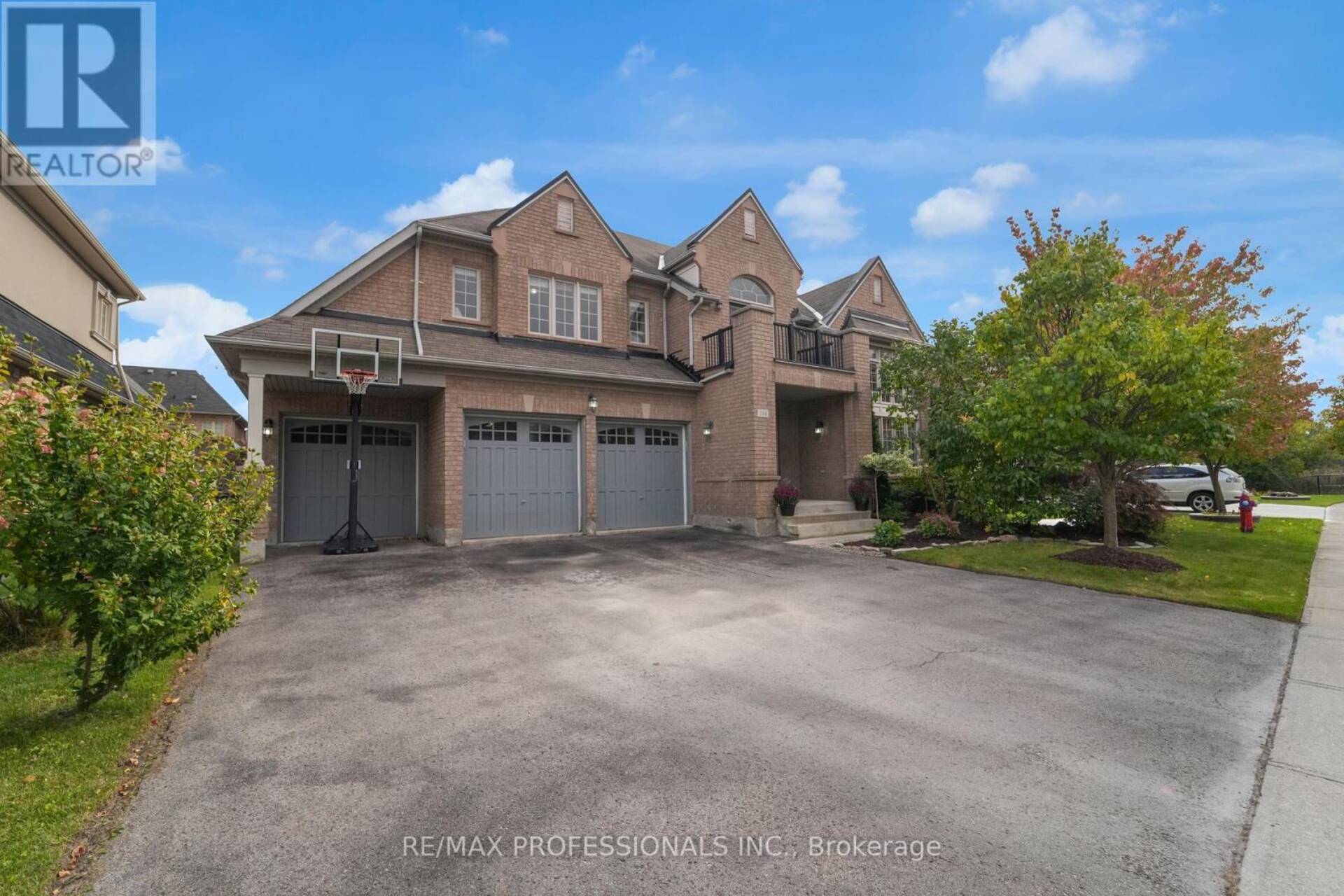 104 BLOOMSBURY AVENUE Brampton 