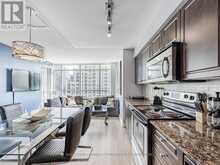 1302 - 215 FORT YORK BOULEVARD Toronto 