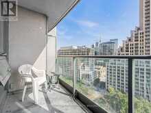 1302 - 215 FORT YORK BOULEVARD Toronto 