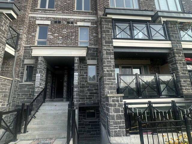 2218 - 10 WESTMEATH LANE Markham  Ontario