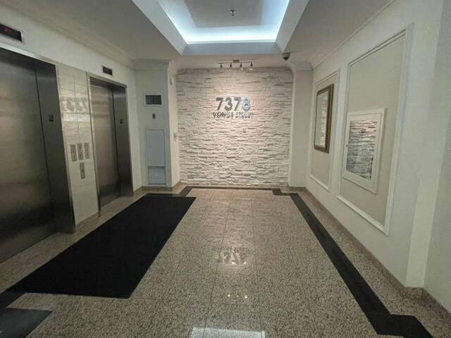 212 - 7378 YONGE STREET Vaughan Ontario