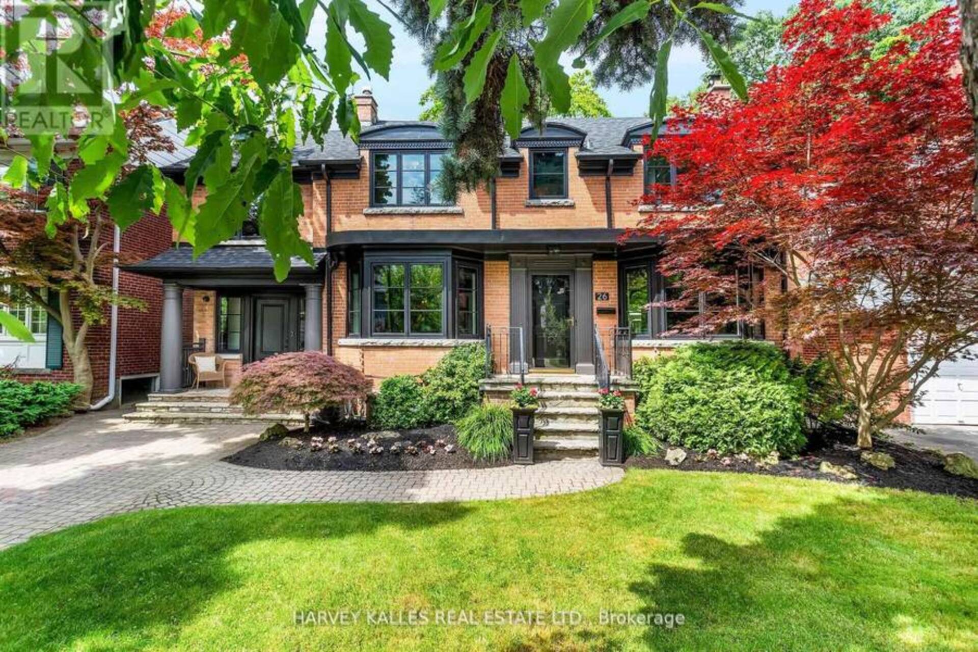 26 DUNEDIN DRIVE Toronto 