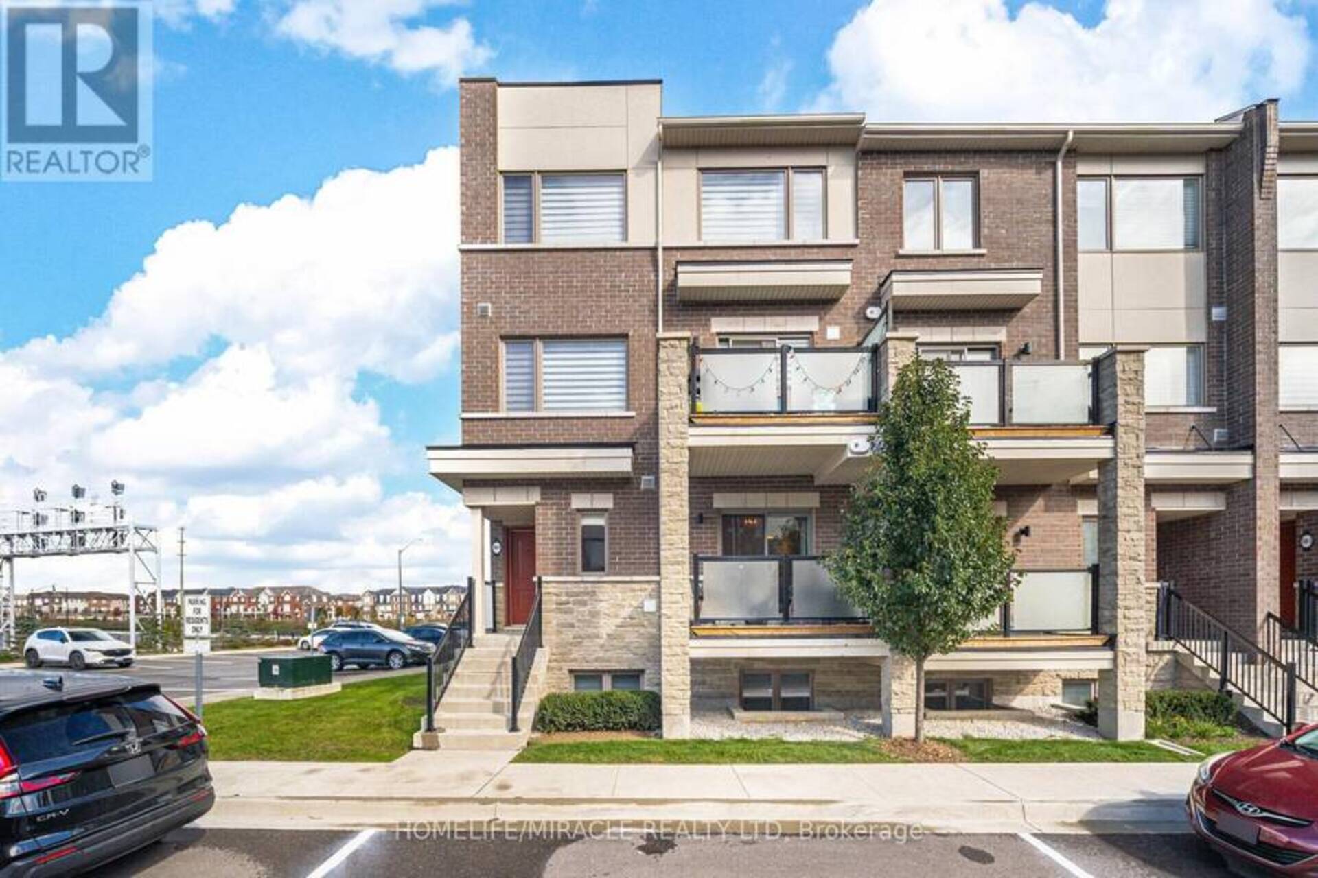 1 - 240 LAGERFELD DRIVE Brampton 