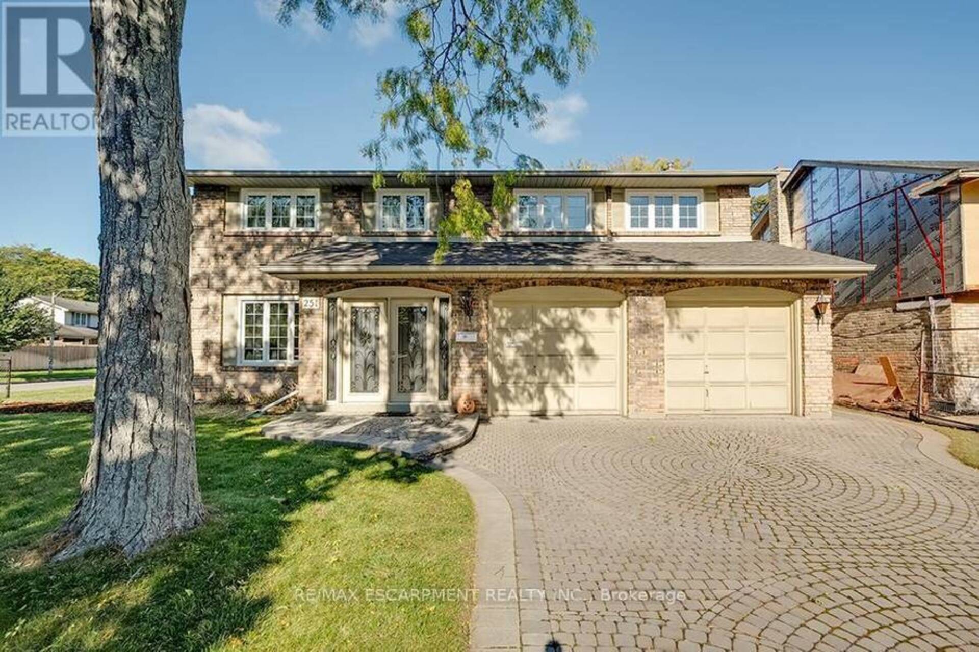 251 GLEN AFTON DRIVE Burlington 