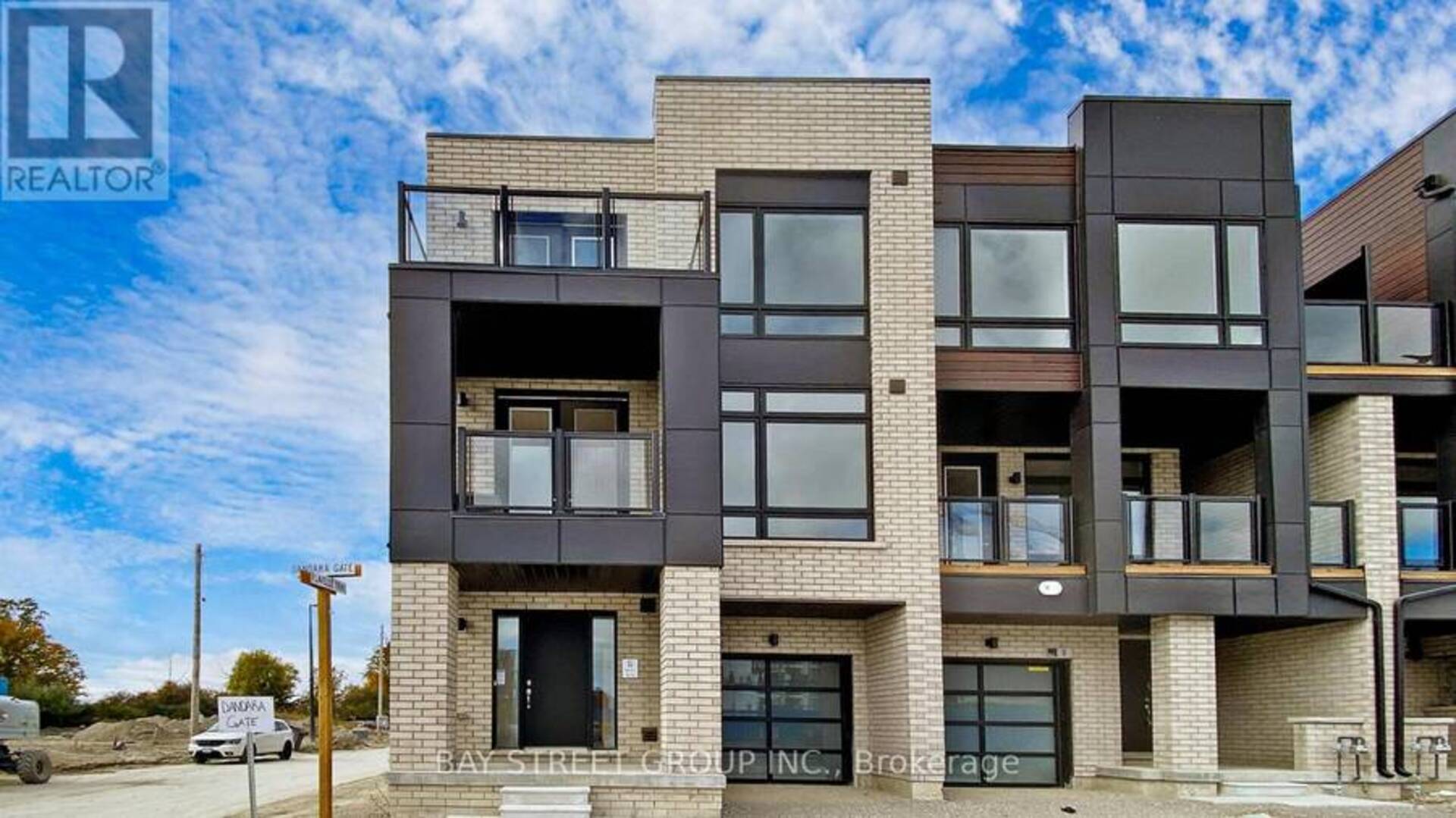 4 DANDARA GATE Vaughan 