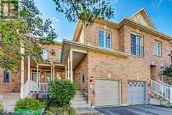 25 CAMEO DRIVE Richmond Hill 