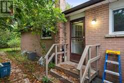 LOWER - 25A COLLEGE CRESCENT Barrie 