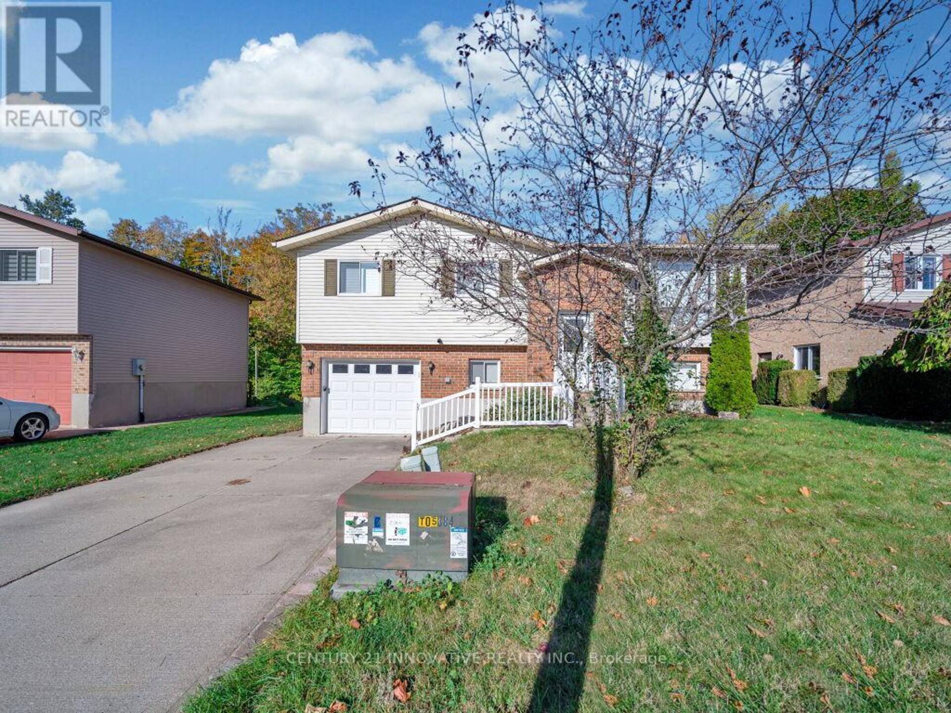 838 MACKENDRICK DRIVE Kincardine