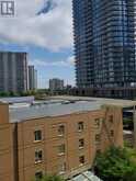 605 - 120 HOMEWOOD AVENUE E Toronto 