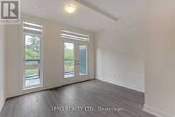 9 - 3 BOND CRESCENT Richmond Hill 