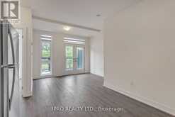 9 - 3 BOND CRESCENT Richmond Hill 