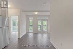 9 - 3 BOND CRESCENT Richmond Hill 