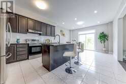 168 RUTHERFORD ROAD Bradford/West Gwillimbury