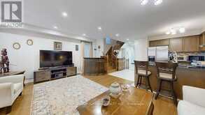 4 OLD ORCHARD CRESCENT Richmond Hill 